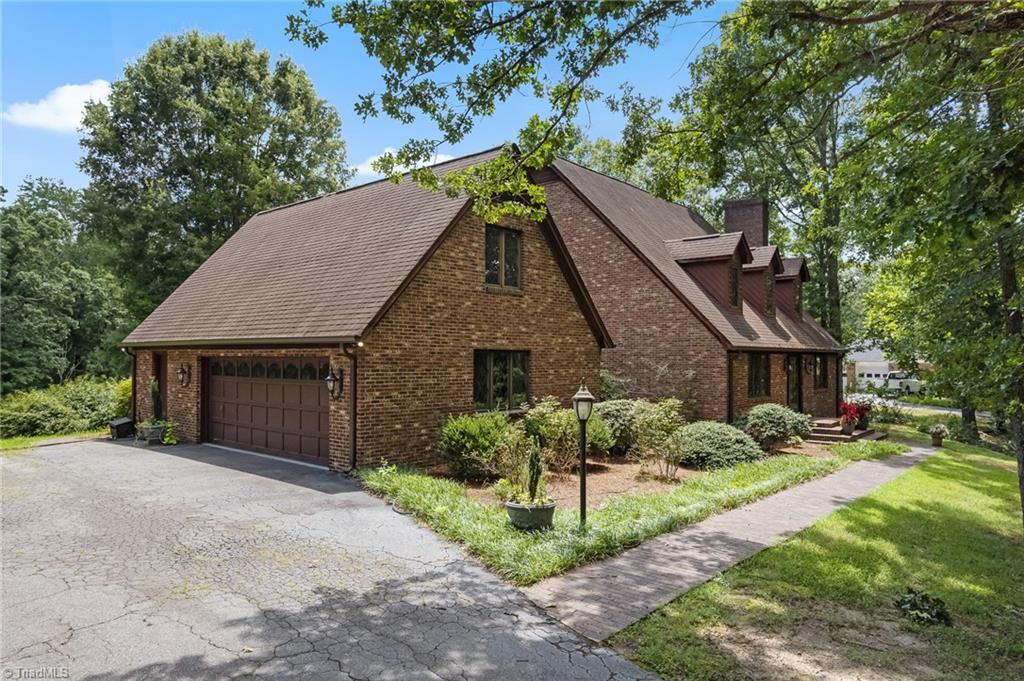 304 Cascade Drive