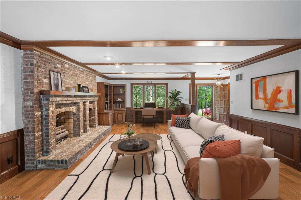 304 Cascade Drive