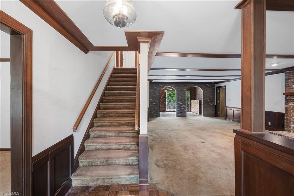 304 Cascade Drive