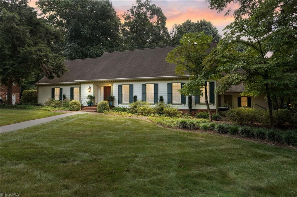 205 Heatherton Way, Winston-Salem
