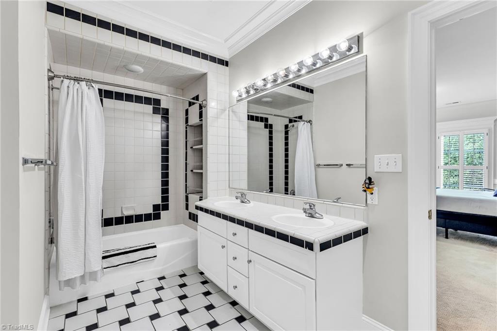 3940 Beechridge Road, Winston-Salem