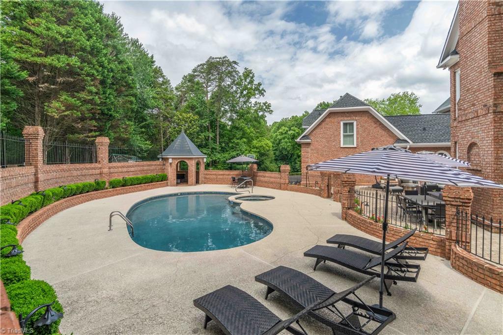 3940 Beechridge Road, Winston-Salem