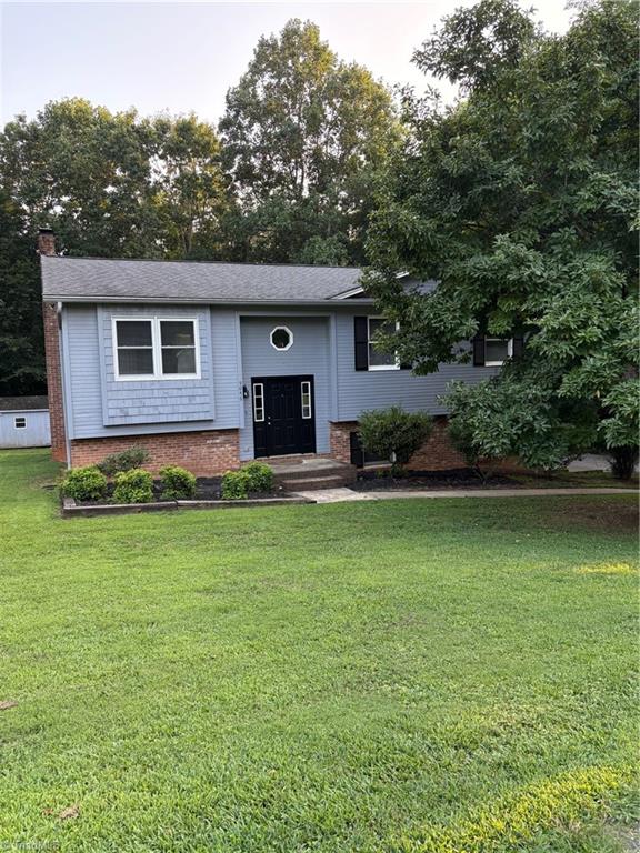 5046 Fleetwood Circle, Winston-Salem