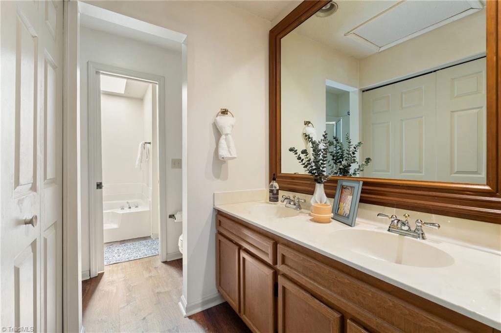 194 Kinloch Court, Winston-Salem