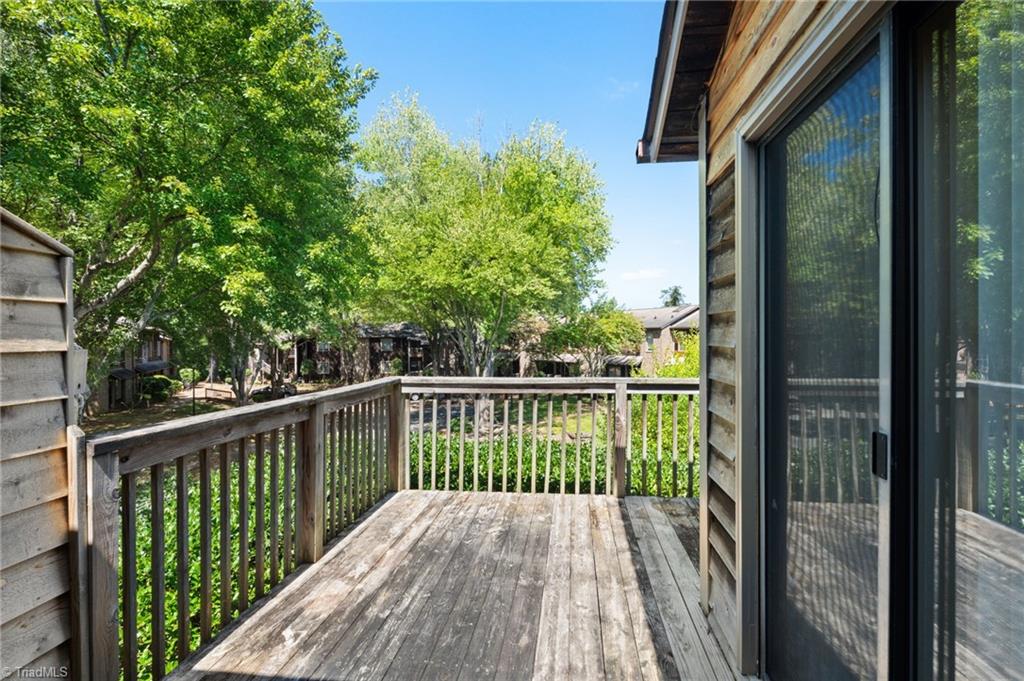 194 Kinloch Court, Winston-Salem