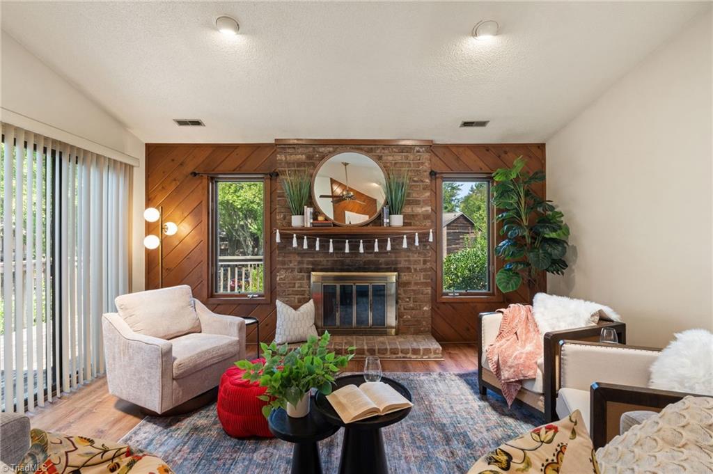194 Kinloch Court, Winston-Salem