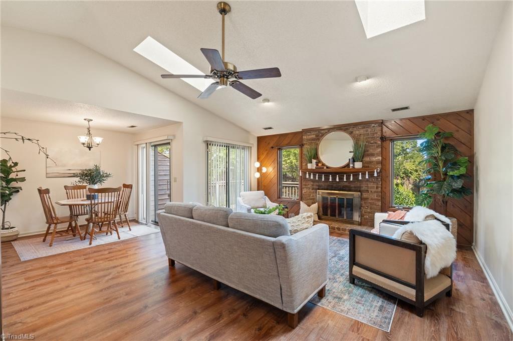 194 Kinloch Court, Winston-Salem