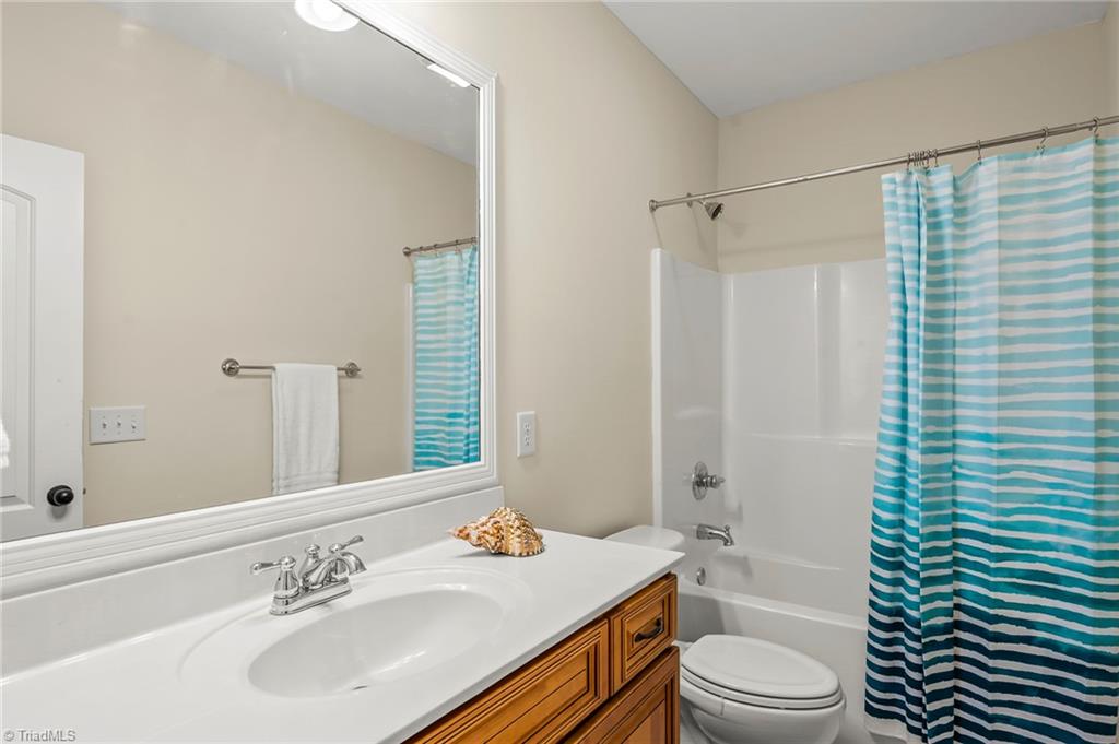 5012 Cedarwood Drive, Winston-Salem