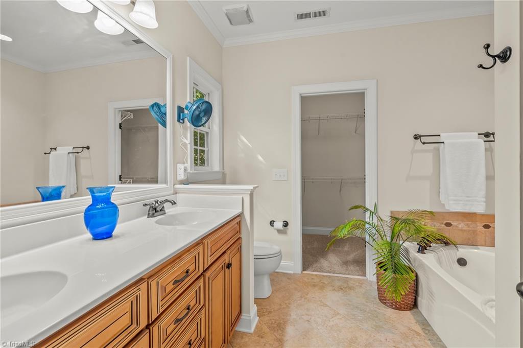 5012 Cedarwood Drive, Winston-Salem