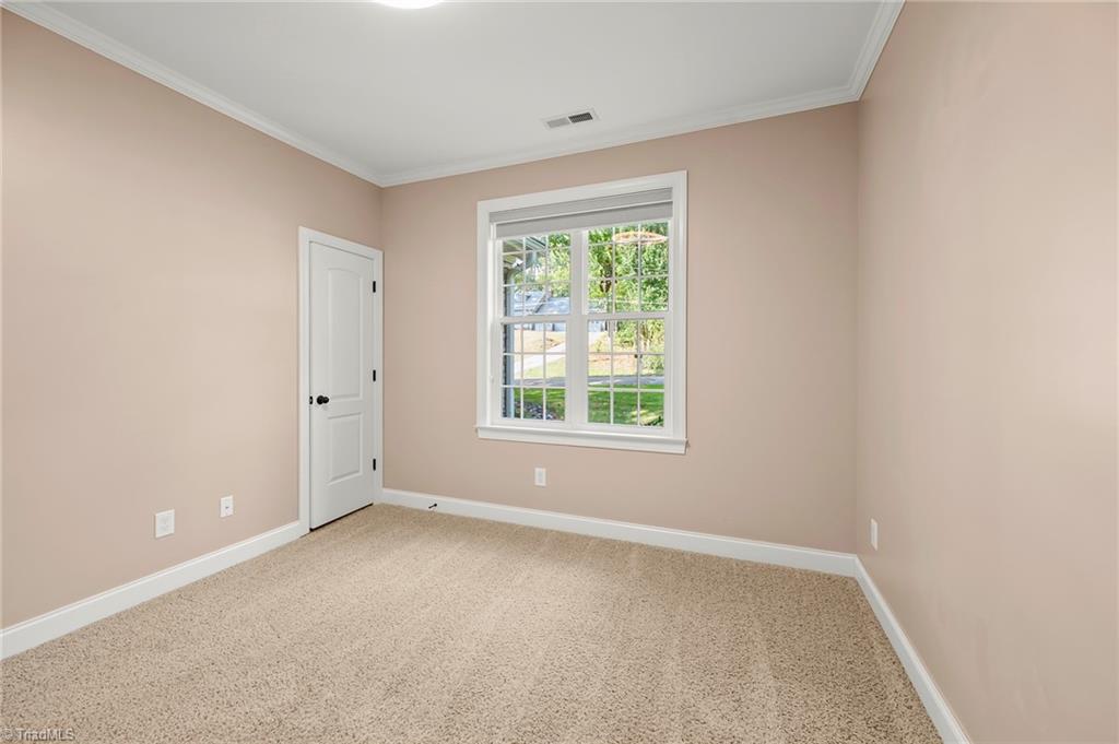 5012 Cedarwood Drive, Winston-Salem