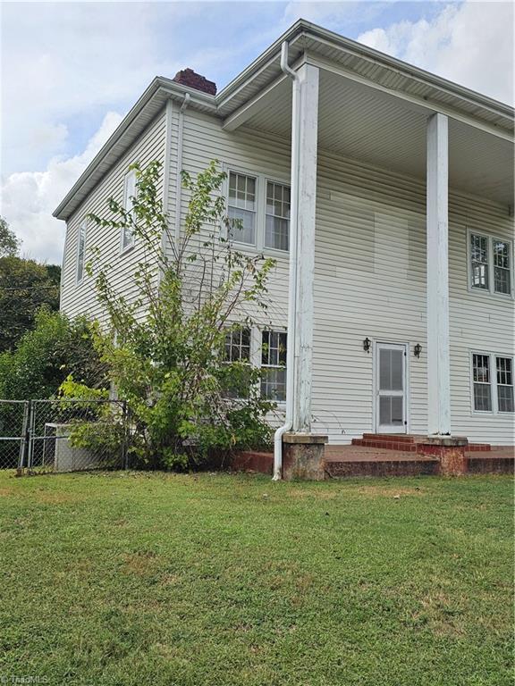 113 W Willow Street