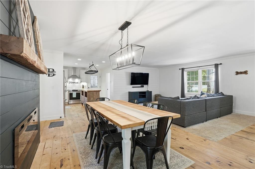 4274 Sunnydell Drive, Winston-Salem