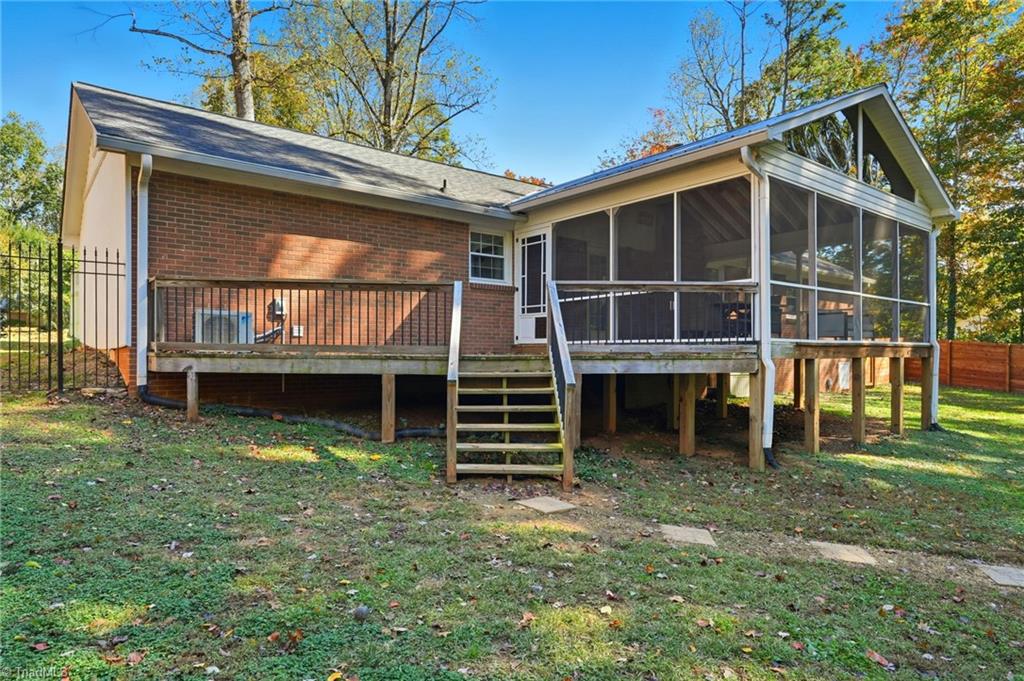 4274 Sunnydell Drive, Winston-Salem