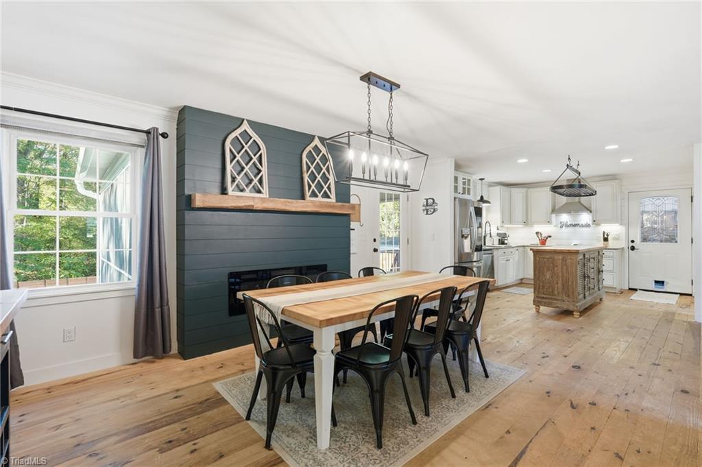 4274 Sunnydell Drive, Winston-Salem