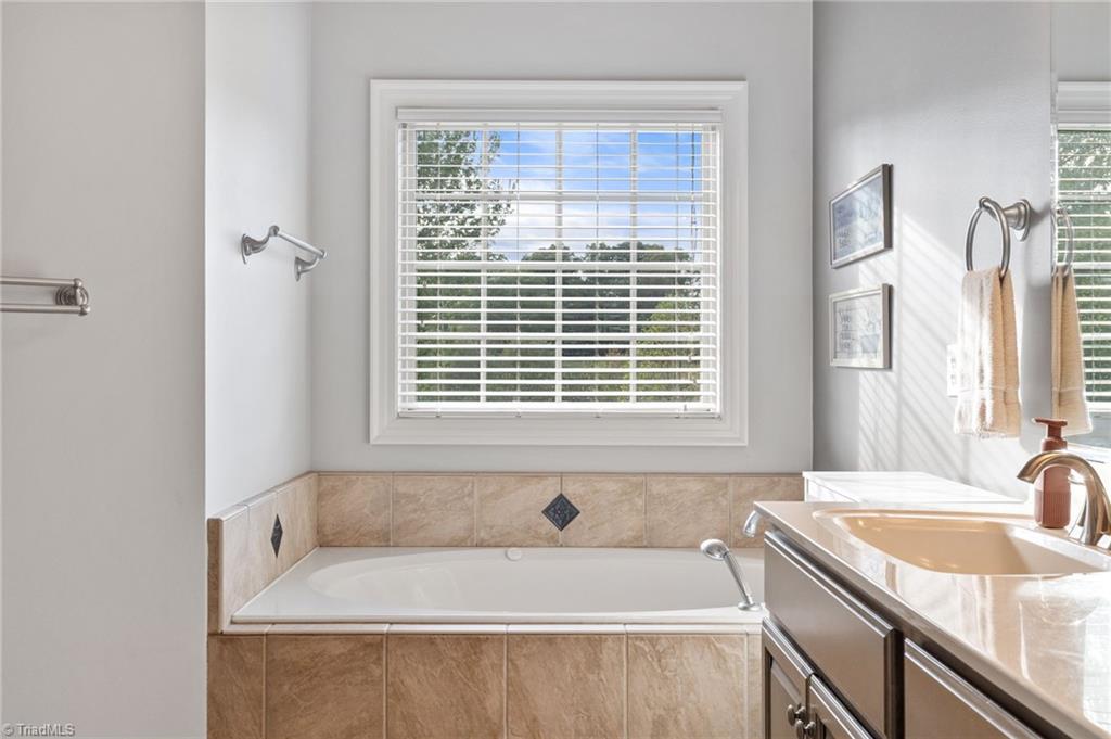 7906 Goldeneye Court