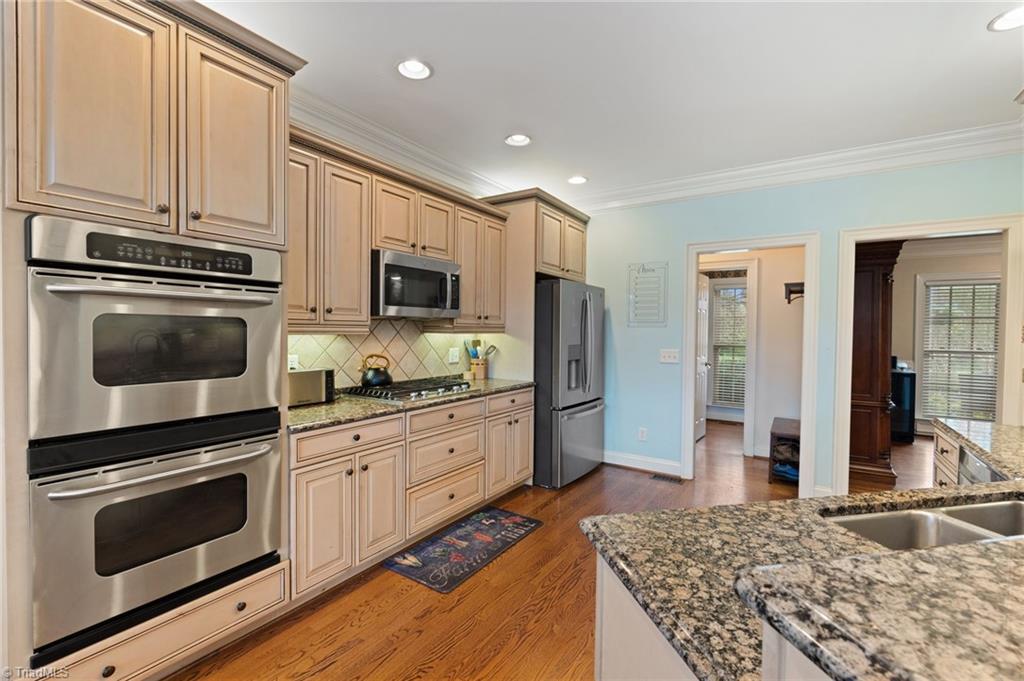 7906 Goldeneye Court