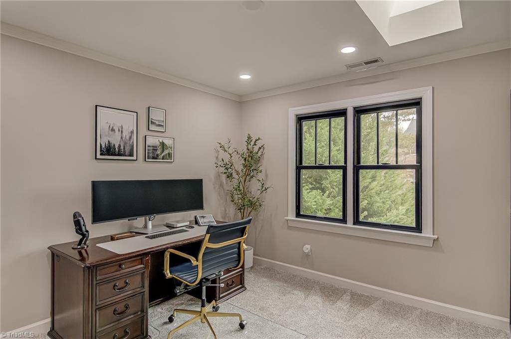 445 Ashbry Run Drive, Winston-Salem