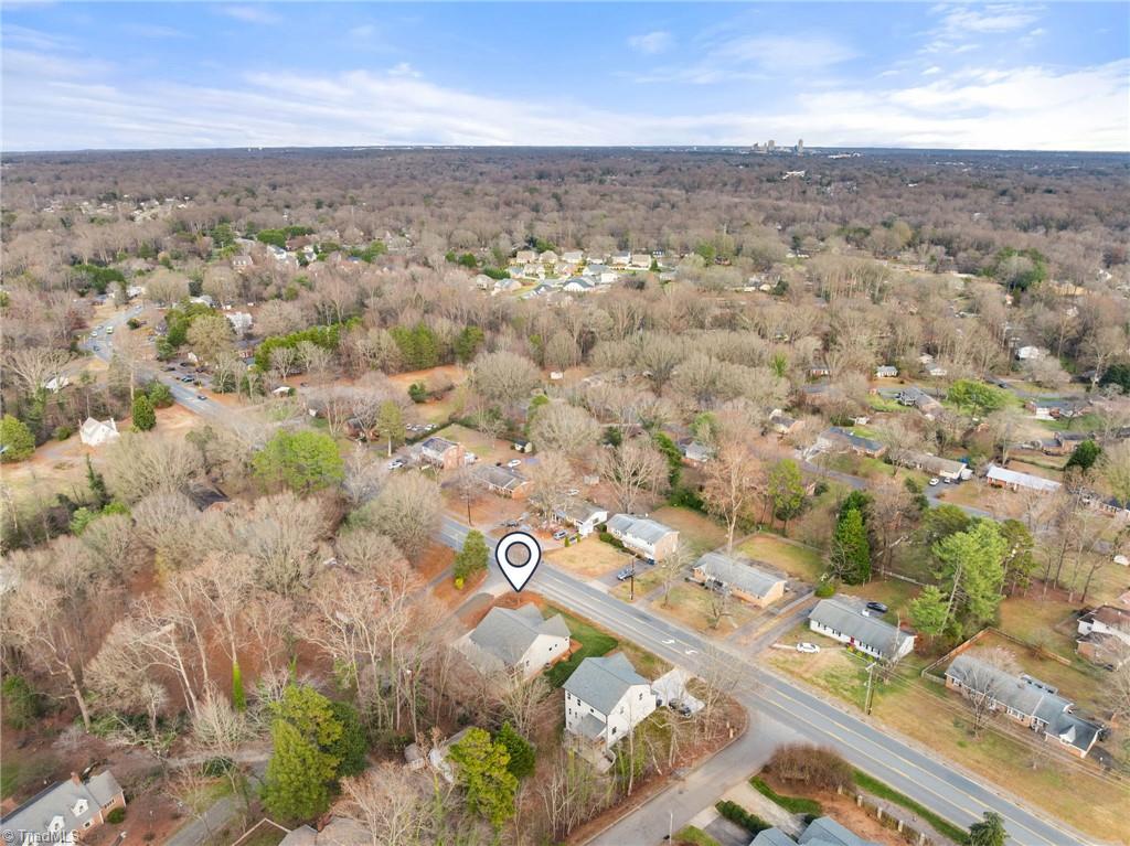 194 N Peace Haven Road, Winston-Salem