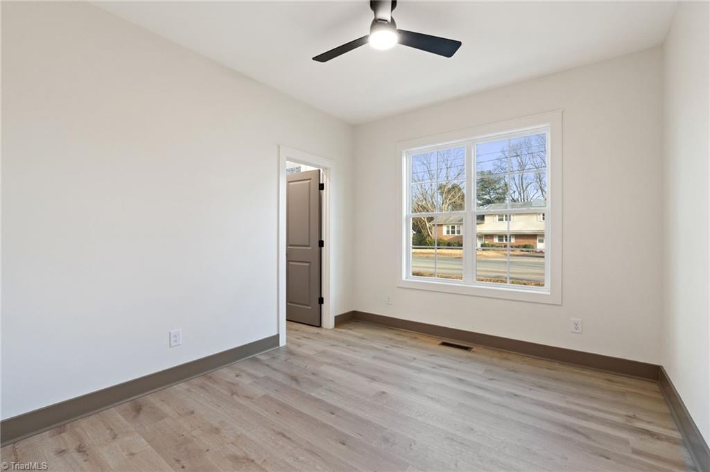194 N Peace Haven Road, Winston-Salem