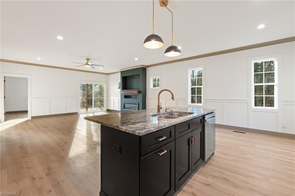 194 N Peace Haven Road, Winston-Salem