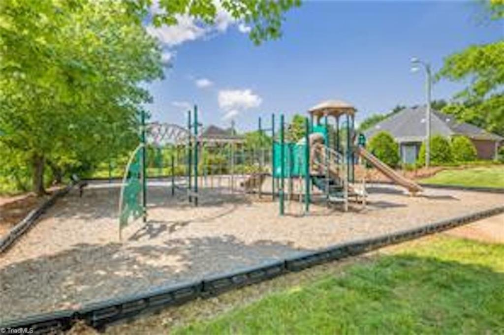 4855 Century Oaks Lane, Winston-Salem