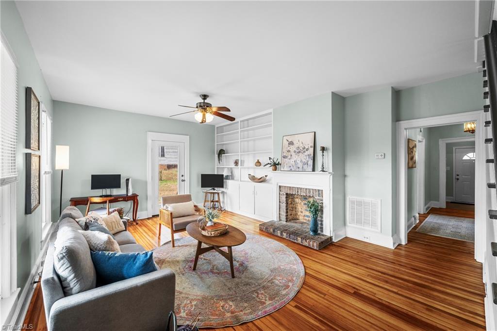 307 W Main Street
