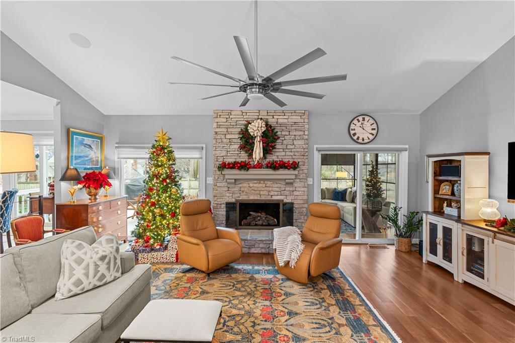 1201 Double Oaks Road