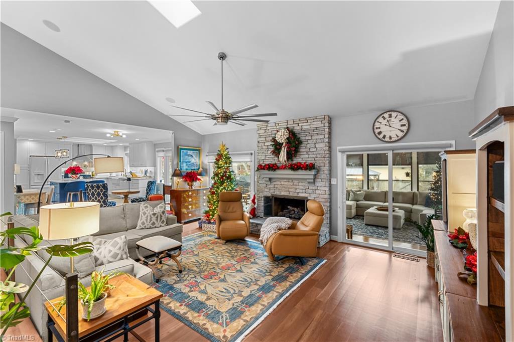 1201 Double Oaks Road