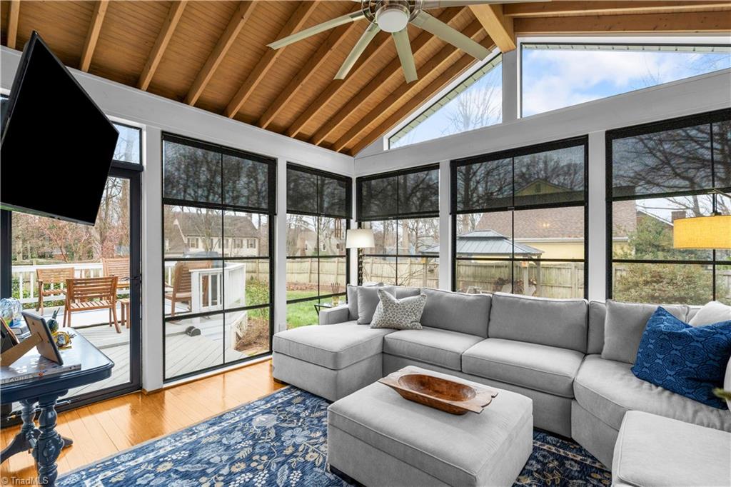 1201 Double Oaks Road
