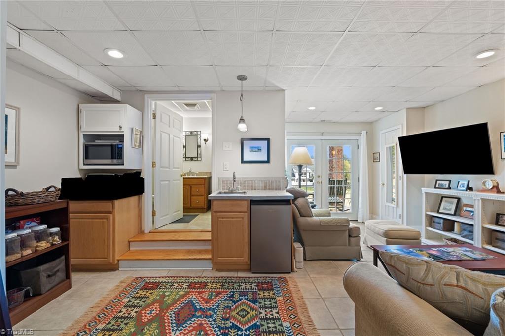 303 Bing Crosby Boulevard