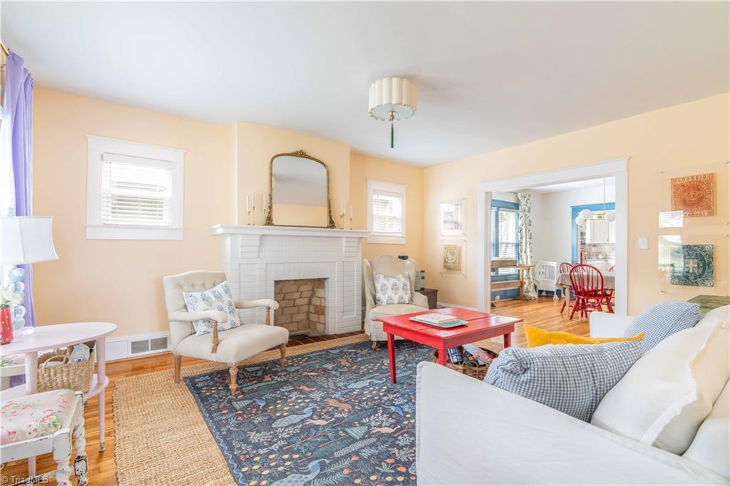 1933 Gaston Street, Winston-Salem