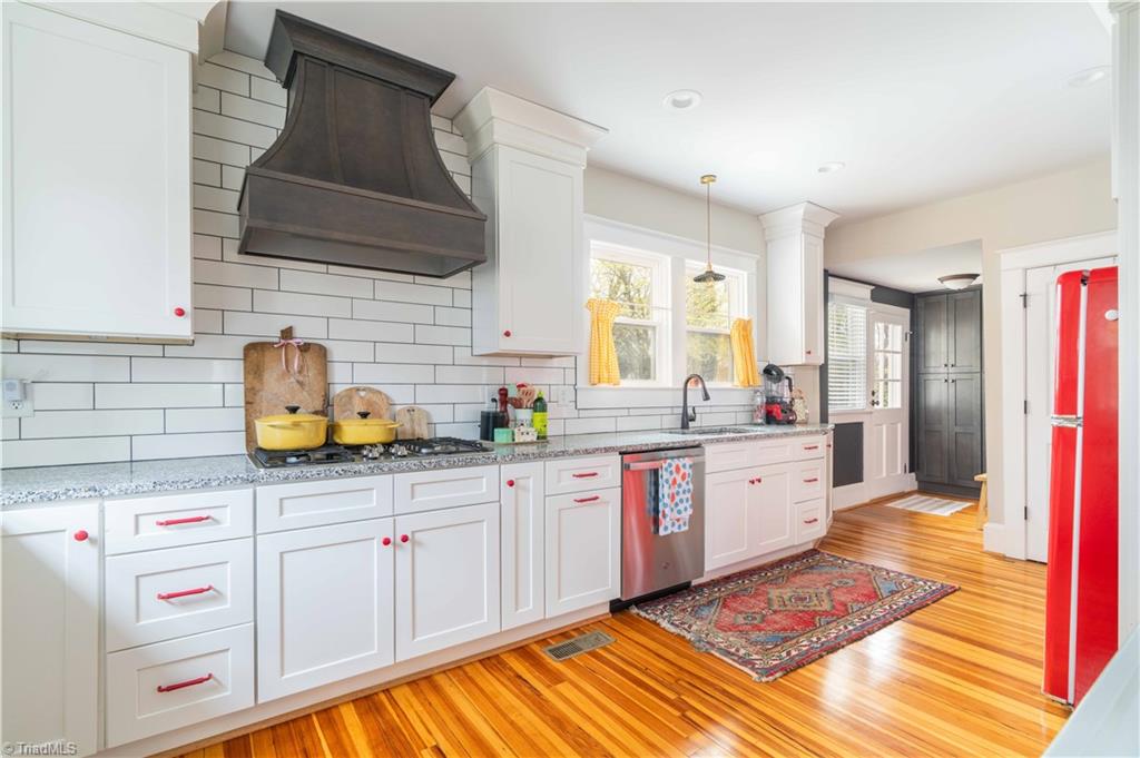 1933 Gaston Street, Winston-Salem