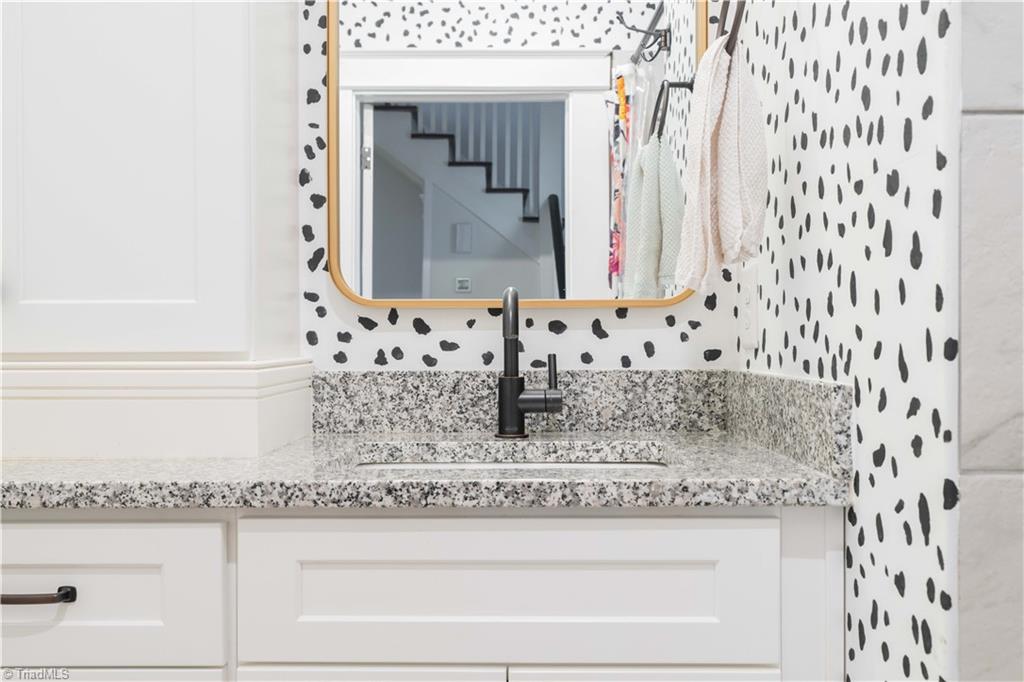 1933 Gaston Street, Winston-Salem