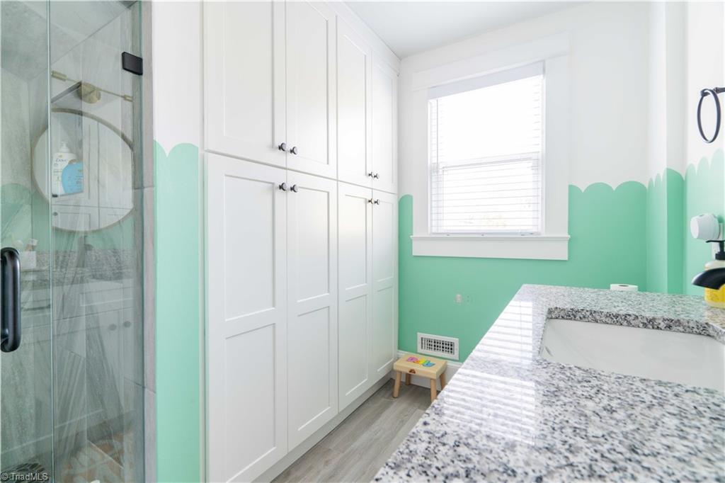 1933 Gaston Street, Winston-Salem