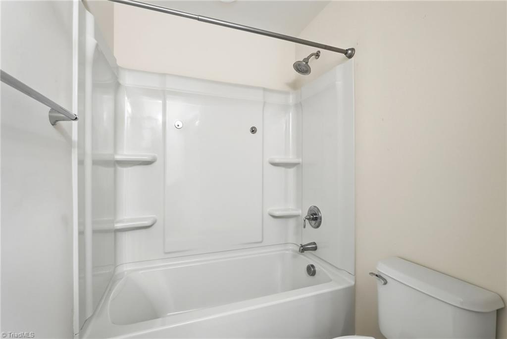 882 Silver Leaf Drive, Winston-Salem