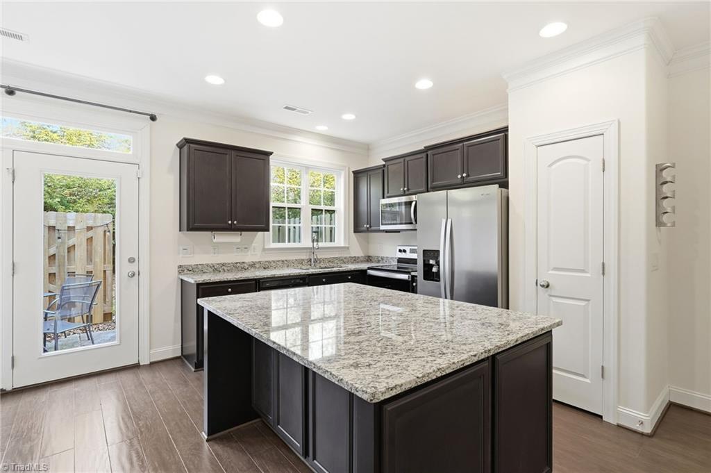 882 Silver Leaf Drive, Winston-Salem