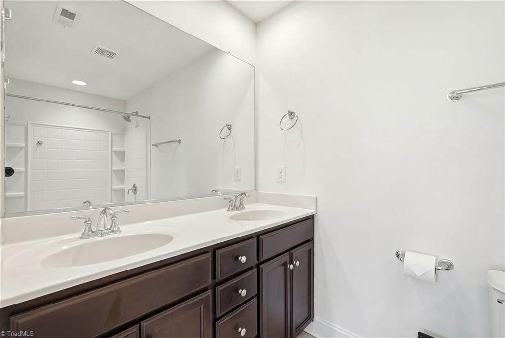 882 Silver Leaf Drive, Winston-Salem