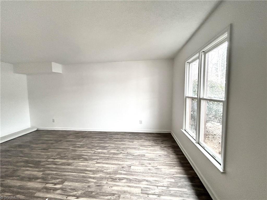 1019 Cedar Place Court, Winston-Salem