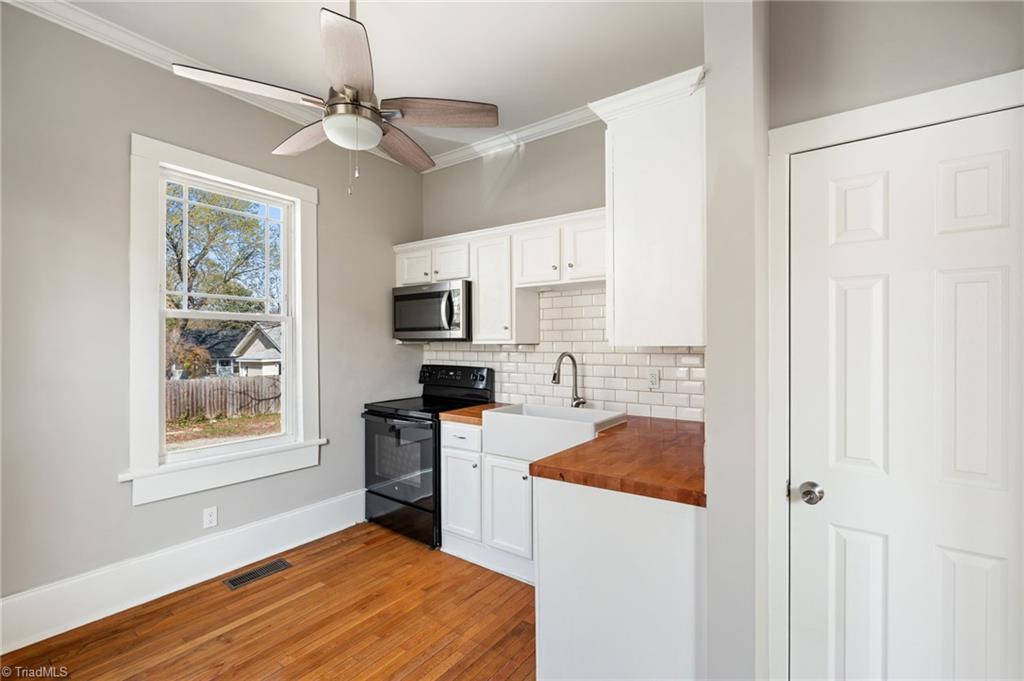 2002 Spring Garden Street