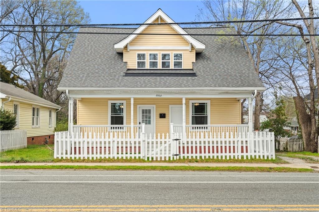 2002 Spring Garden Street