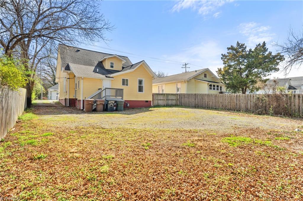 2002 Spring Garden Street