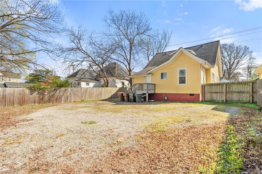 2002 Spring Garden Street