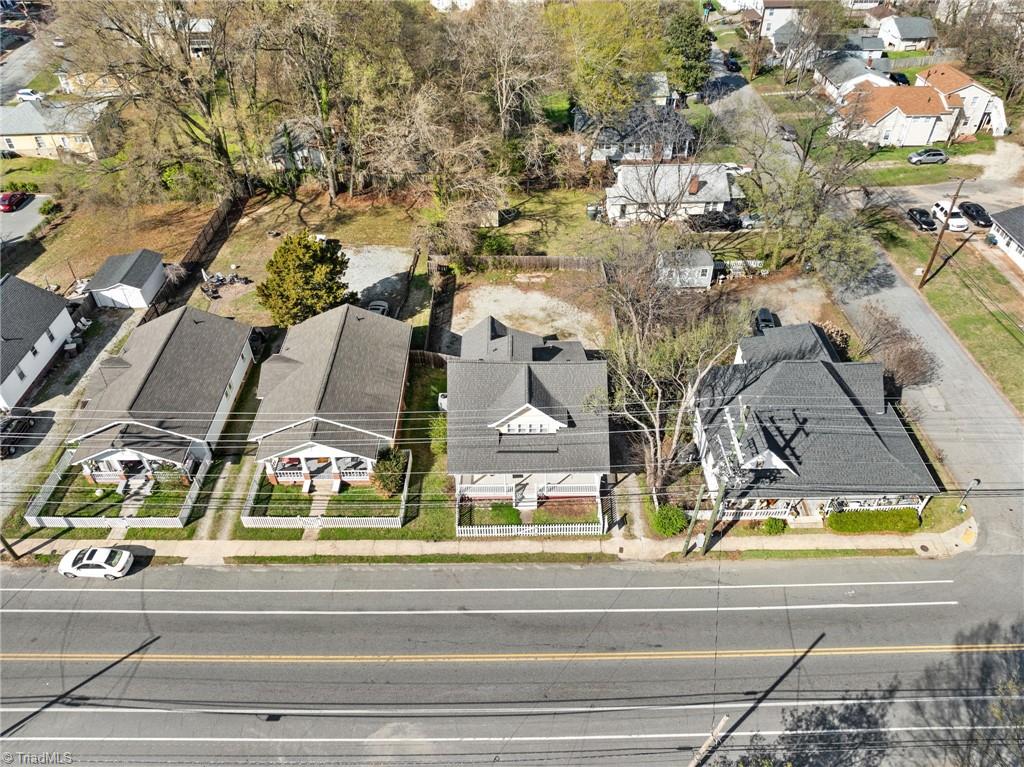 2002 Spring Garden Street