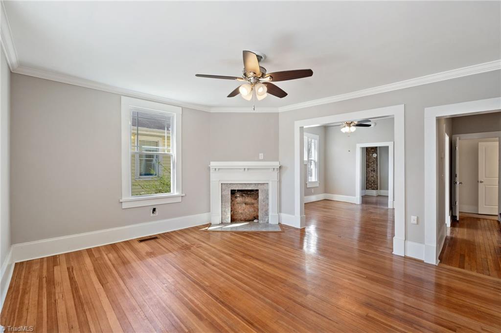 2002 Spring Garden Street