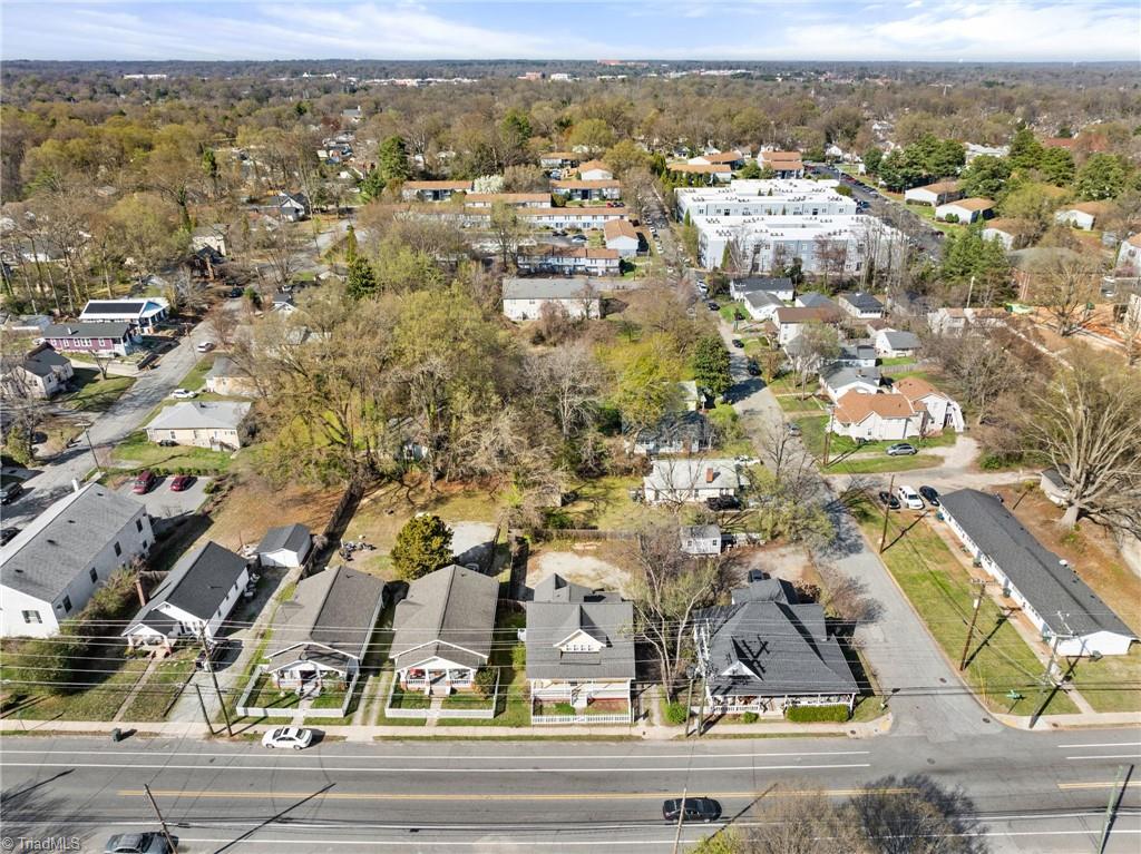 2002 Spring Garden Street