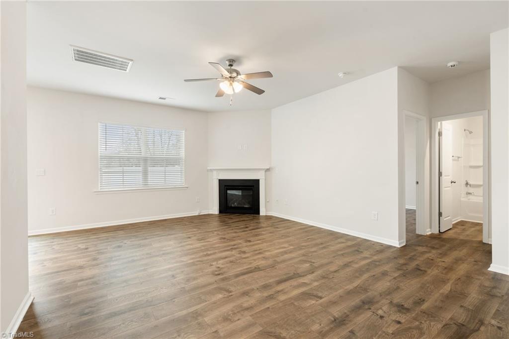 3696 Waterford Oak Court