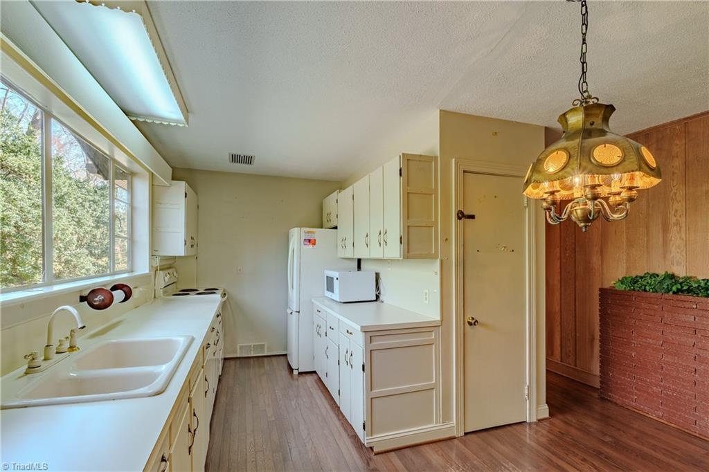 129 Oaklawn Road
