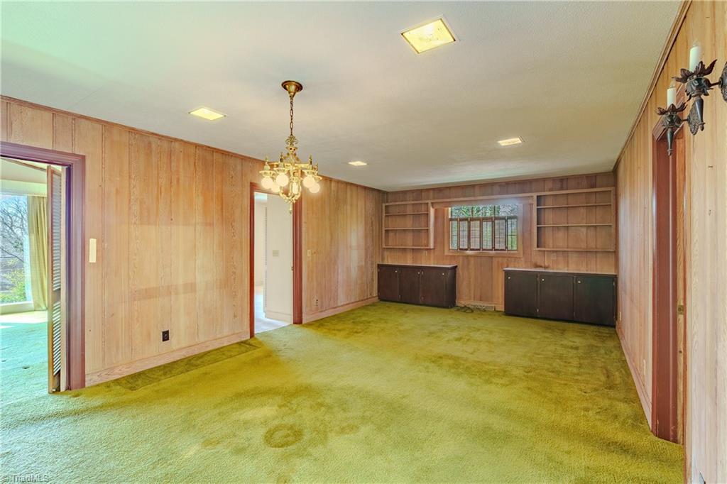 129 Oaklawn Road