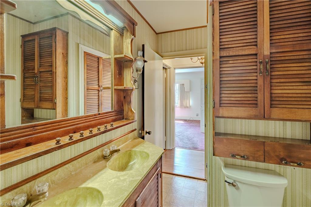129 Oaklawn Road