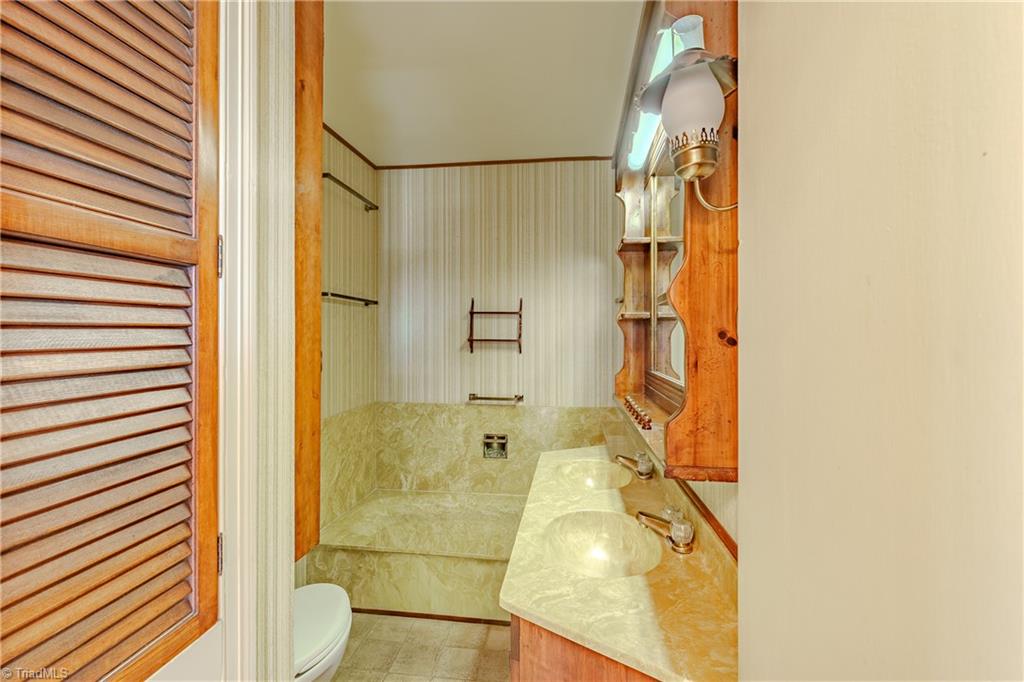 129 Oaklawn Road